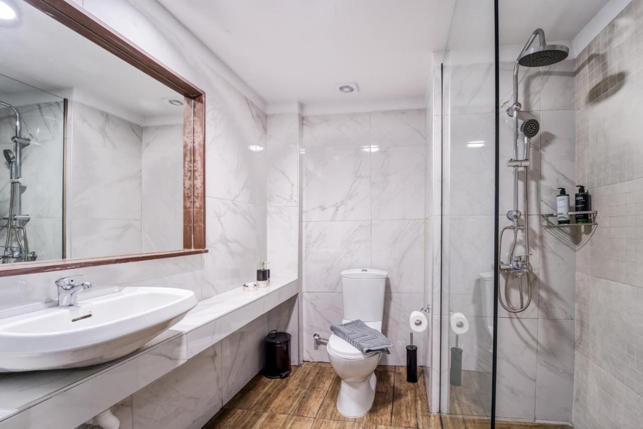 Island City Boutique Hotel Rhodes City ภายนอก รูปภาพ